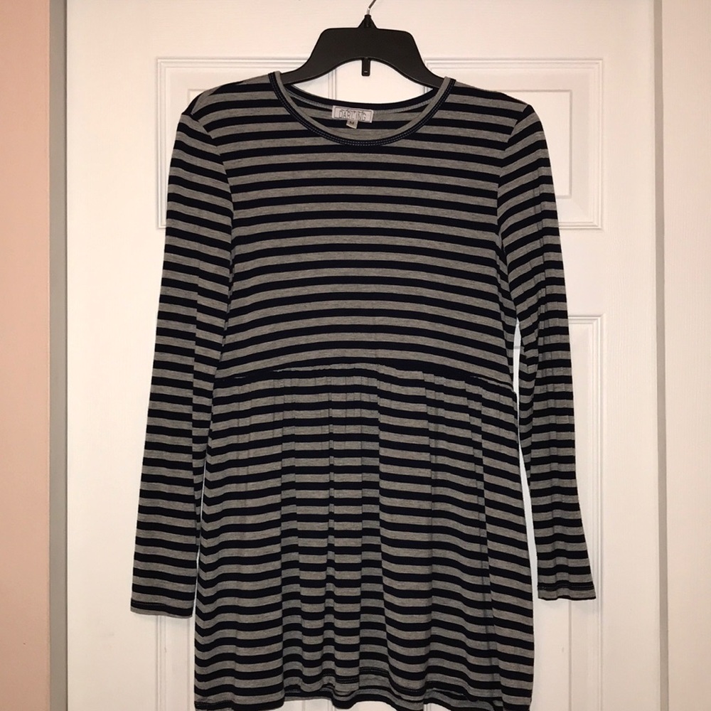 A long striped shirt that’s super cute!! :))